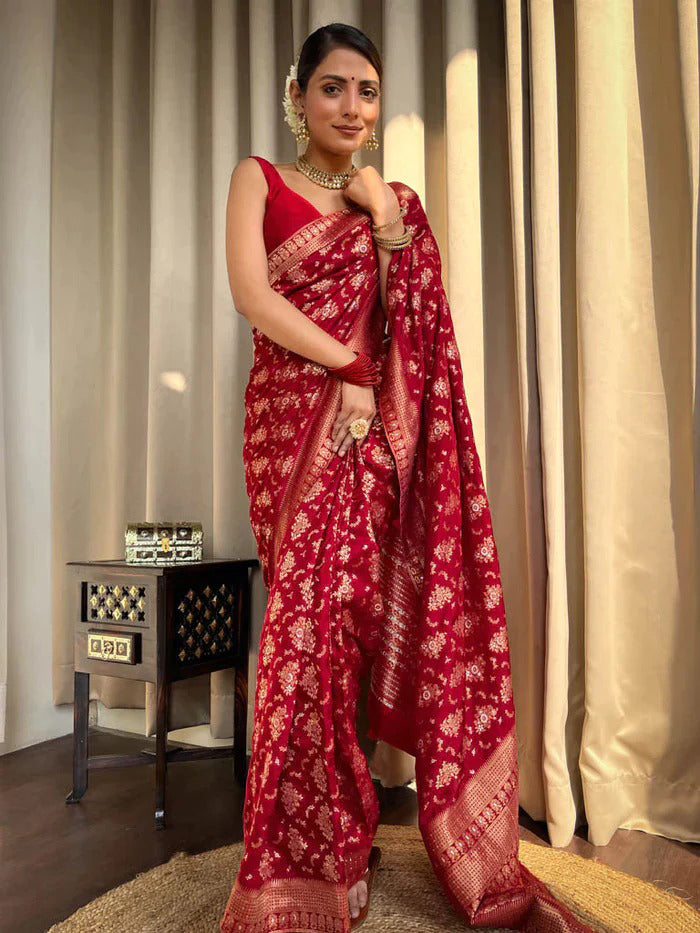 BANARSI JACQUARD RANGEELI RED SAREE